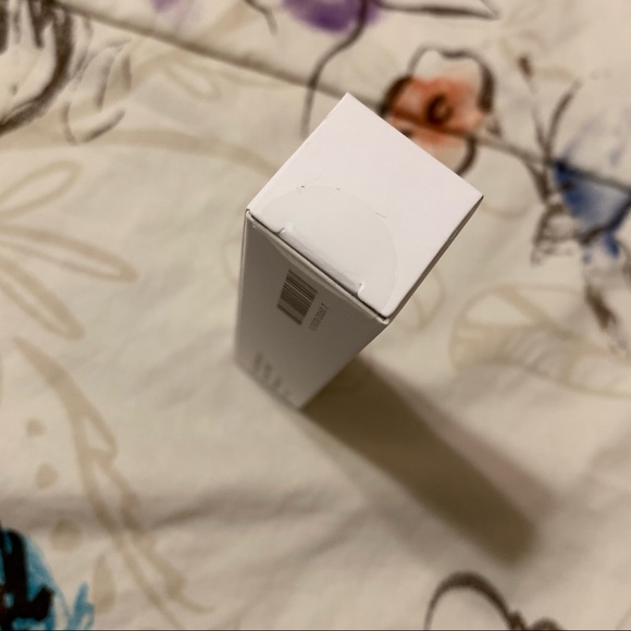 💜 Lilah b Retractable Bronzer Brush - Picture 8 of 9